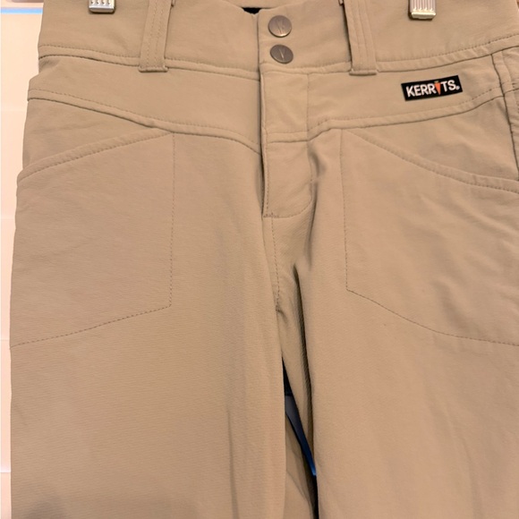 Kerrits kids knee patch breeches in Tan - Picture 3 of 6